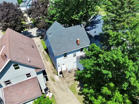 48 E Brookside Ave, Akron, OH 44301 photo 8