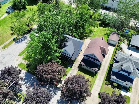 48 E Brookside Ave, Akron, OH 44301 photo 9