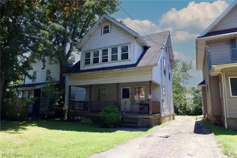 48 E Brookside Ave, Akron, OH 44301 photo 2