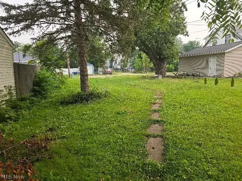 Exterior - 355 12th, Elyria, OH 44035 photo 3 of 3