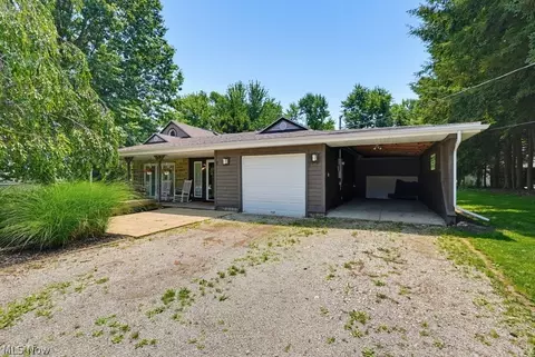 138 Ferguson Dr, Tallmadge, OH 44278