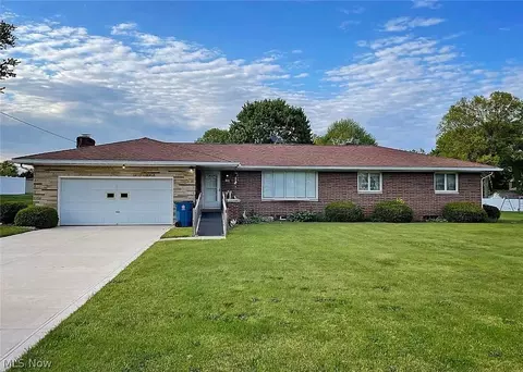 1009 El Dorado Dr, Akron, OH 44319