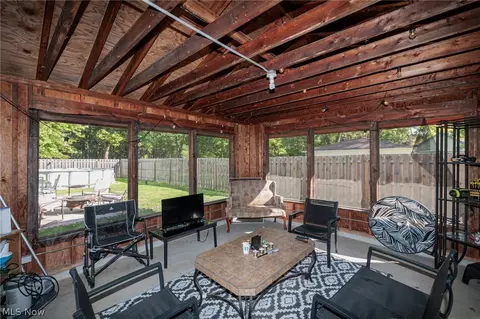 Exterior - 2415 E Ridgewood Dr, Seven Hills, OH 44131 photo 4 of 9