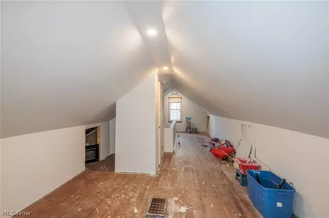 Other - 2415 E Ridgewood Dr, Seven Hills, OH 44131 photo 5 of 10