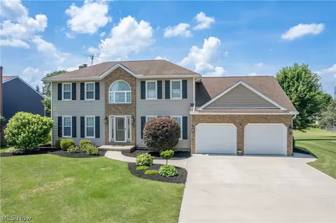 1631 Horizon Dr, Louisville, OH 44641