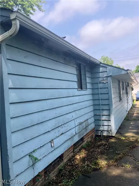 Other - 1548 E 296th St, Wickliffe, OH 44092 photo 4 of 6