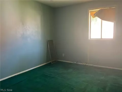 Bedroom - 1548 E 296th St, Wickliffe, OH 44092 photo 2 of 4