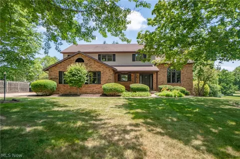 6104 Shipslanding Ave NW, Canton, OH 44718