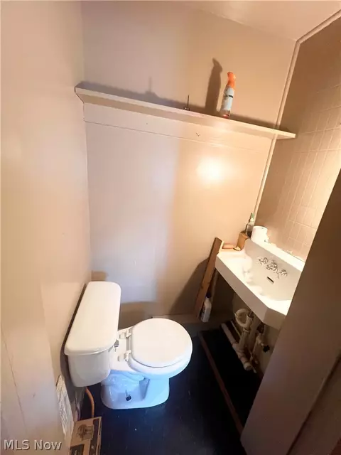 457 Sharp Ave, Salem, OH 44460 photo 8