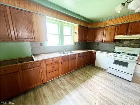 457 Sharp Ave, Salem, OH 44460 photo 18