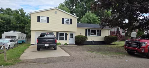 214 Stewart Ave NW, Massillon, OH 44646