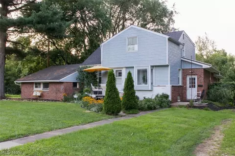 551 Harris St, Kent, OH 44240