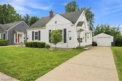 1632 Rockford St, Akron, OH 44301