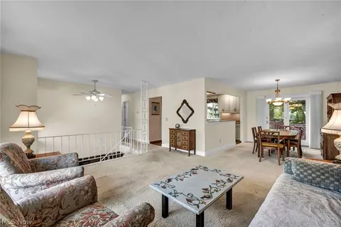 5669 Marble Ln, Willoughby, OH 44094 photo 11