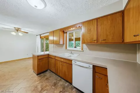 1812 Skyline Dr, Lorain, OH 44053 photo 16