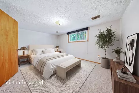 Bedroom - 1812 Skyline Dr, Lorain, OH 44053 photo 5 of 5