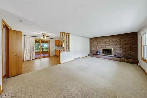 1812 Skyline Dr, Lorain, OH 44053 photo 7