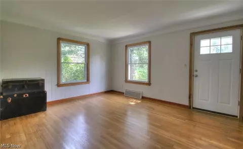 Living - 33901 Eddy Rd, Willoughby Hills, OH 44094 photo 1 of 4
