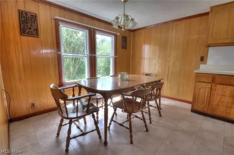 Dining - 33901 Eddy Rd, Willoughby Hills, OH 44094 photo 2 of 2