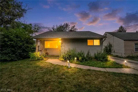 4008 E 186th St, Cleveland, OH 44122
