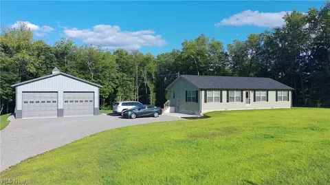 13542 Old Fredericktown Rd, East Liverpool, OH 43920