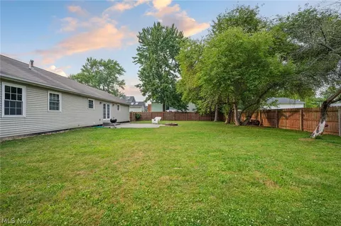 216 Pleasant St, Lagrange, OH 44050 photo 32