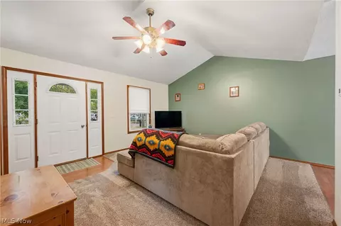 216 Pleasant St, Lagrange, OH 44050 photo 5