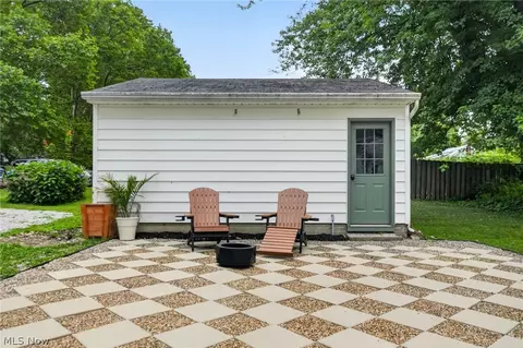1648 Bathgate Ave, Madison, OH 44057 photo 2