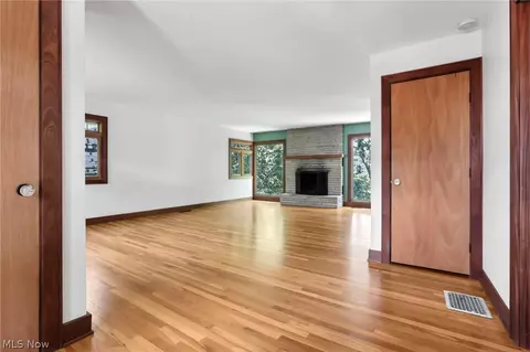 Living - 84 S Riverview St, Dublin, OH 43017 photo 1 of 6