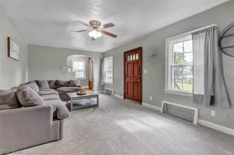 Living - 148 Brandtson Ave, Elyria, OH 44035 photo 2 of 3