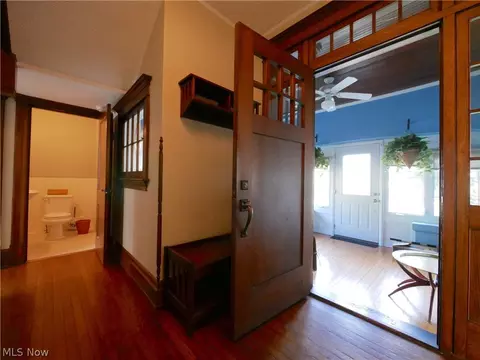 Entry Way - 52 Maple Ave, Wheeling, WV 26003 photo 2 of 8