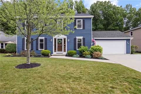 7125 Timber Ln, Olmsted Twp, OH 44138