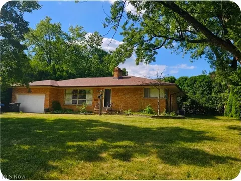 1933 Brookshire Rd, Akron, OH 44313