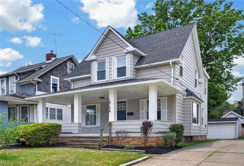 18104 Windward Rd, Cleveland, OH 44119