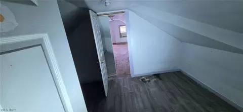 Entry Way - 517 Dewitt St, Lorain, OH 44055 photo 6 of 6