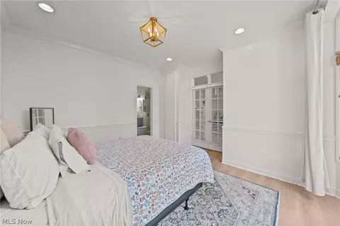 Bedroom - 37462 Tidewater Dr, Solon, OH 44139 photo 2 of 9