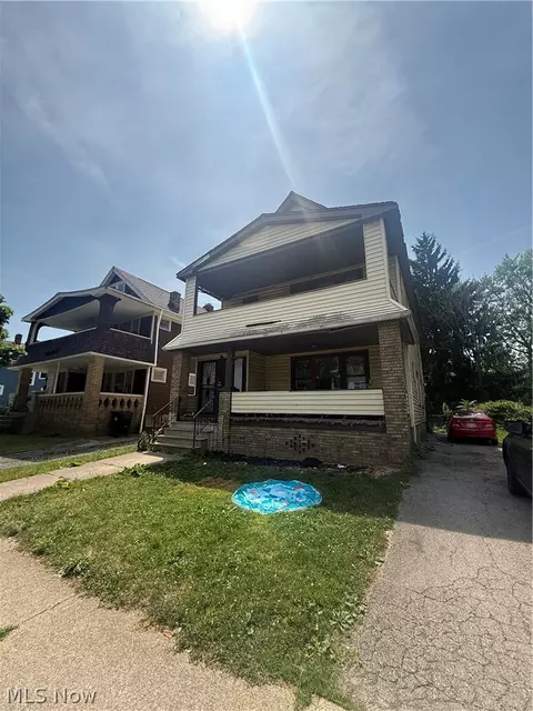 3554 E 118th St, Cleveland, OH 44105