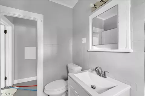 Bath - 14009 Scioto Ave, East Cleveland, OH 44112 photo 2 of 2