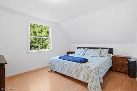 Bedroom - 1318 Daly Rd, Ashtabula, OH 44004 photo 3 of 5