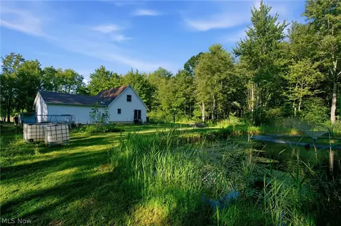 Exterior - 1318 Daly Rd, Ashtabula, OH 44004 photo 6 of 7