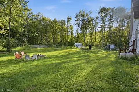 Exterior - 1318 Daly Rd, Ashtabula, OH 44004 photo 2 of 7