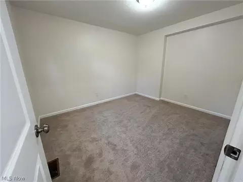 Bedroom - 8359 Nowlen St, Mentor, OH 44060 photo 2 of 5