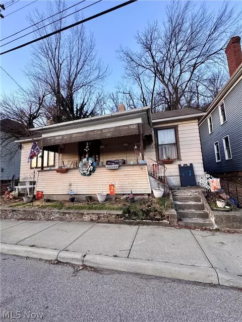 836 Main St, Bridgeport, OH 43912
