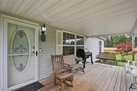 Exterior - 40308 Whitney Rd, Lagrange, OH 44050 photo 3 of 7