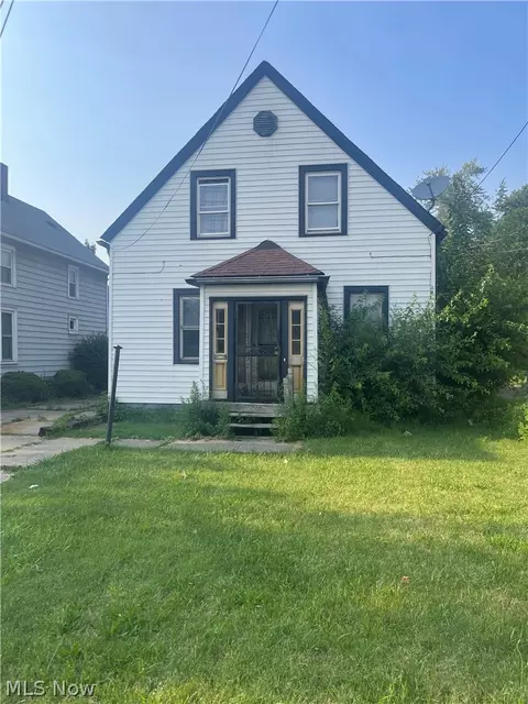 5611 Huss, Cleveland, OH 44105