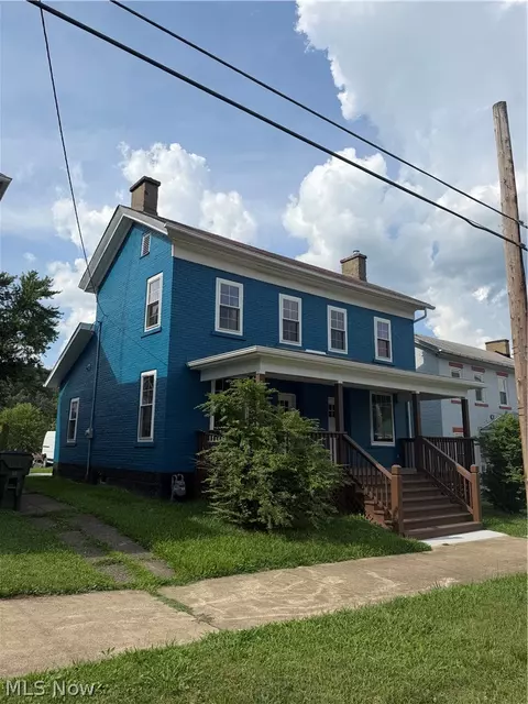 76 W Main St, Salineville, OH 43945