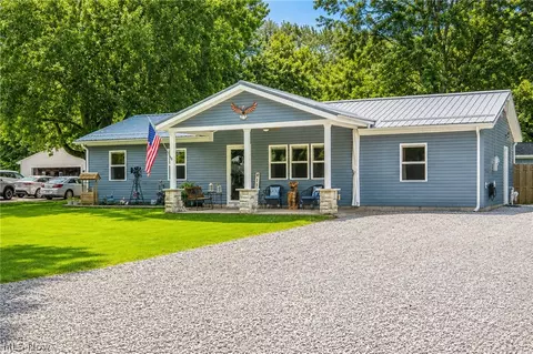 54 Bristol Ave, Painesville, OH 44077