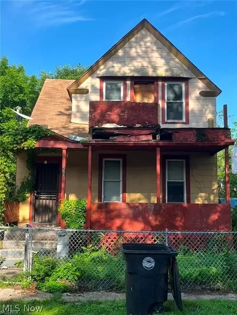 554 E 101st St, Cleveland, OH 44108