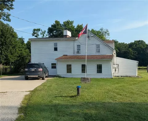 9366 Kirk Rd, North Jackson, OH 44451