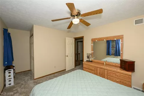 Bedroom - 5339 Ashby St NW, Canton, OH 44708 photo 5 of 7
